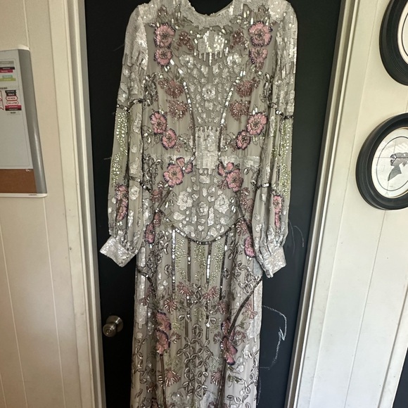 ASOS Edition floral sequin dove grey dress - Picture 8 of 9